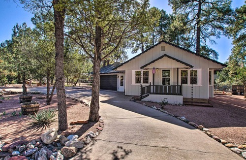 Payson Cottage | Peaceful Deck + Fire Pit: Payson Home!