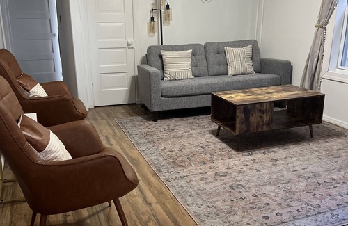 Hazleton Apartment | Peaceful home away from home in Hazleton PA. Close to many attractions.