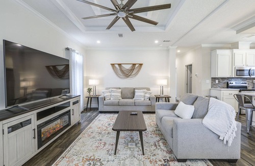 Starke House | Peaceful Starke Retreat w/Deck: 6 Mi to Downtown!