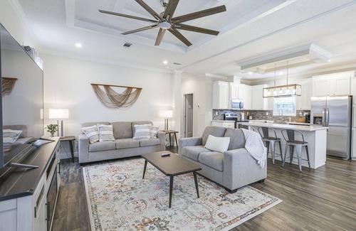 Starke House | Peaceful Starke Retreat w/Deck: 6 Mi to Downtown!