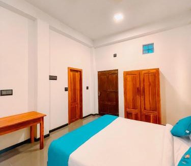 Pottuvil Division 2 Hotel | Peak Bay Resort