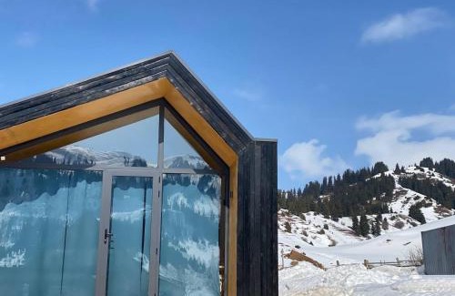 Issyk-Kul Region Cabin | Peak Lodge Jyrgalan