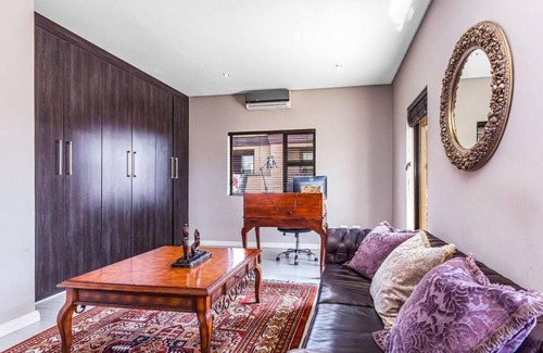 Centurion Villa | Pearl House