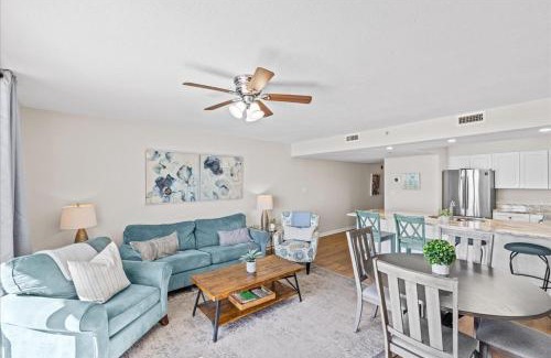 Destin Apartment | Pelican Beach Resort 809