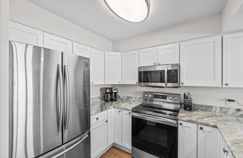 Destin Apartment | Pelican Beach Resort 809