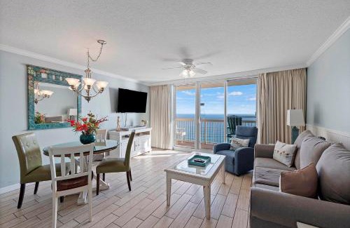 Destin Apartment | Pelican Beach Resort Top 20th Floor Condos with Ocean View