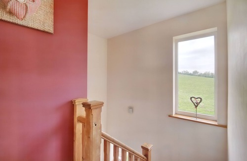 Llannefydd Cottage | PEN Y GAER, family friendly, with hot tub in Llannefydd
