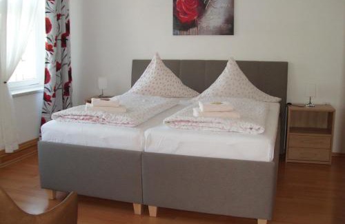 Dresden House | Pension Am Renner