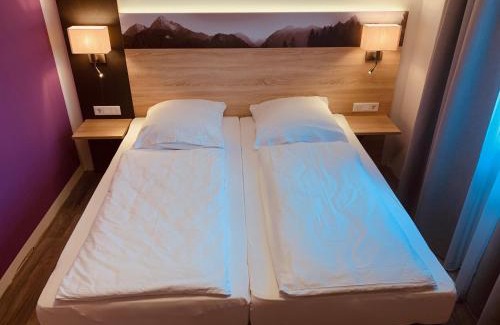Munchen District House | Pension Lindenhof