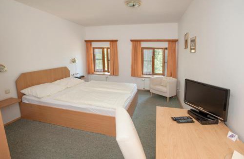 Traunreut House | Pension Poschmühle