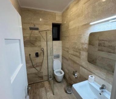 Moldova Noua Hotel | Pensiunea Elis