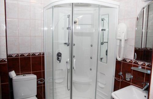 Moeciu de Sus House | Pensiunea Moeciu Casa Wiarusti