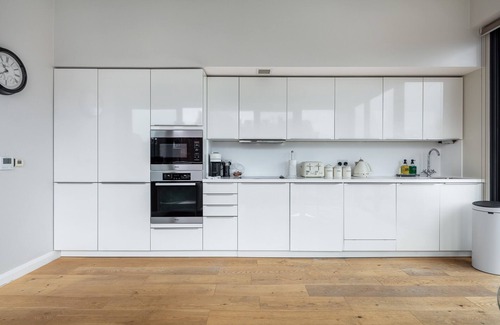 Holborn and Covent Garden Apartment | Penthouse Holborn Covent Garden –Stunning Park Views
