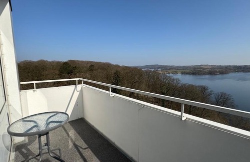 Bad Segeberg Apartment | Penthousewohnung mit traumhaften Ausbilck auf den Segeberger See
