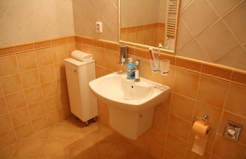 Kosice Old Town Hotel | Penzión Hradbová Old Town Residence & SPA