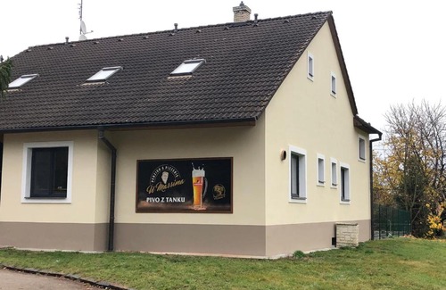 Vyskov House | Penzion&Pizzerie U Massima