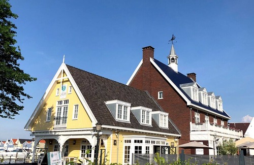 Municipality of Huizen House | Perfect Group Getaway | Near Huizen Harbor, Goois Nature Reserve | 4 Units
