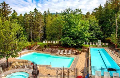 Tremblant-Les-Eaux Condo | Perfect modern Getaway