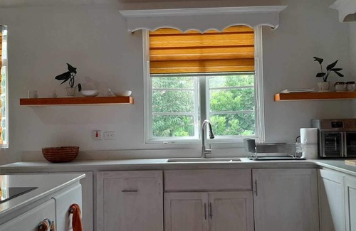 Saint Sylvans Cottage | Perfect Peaceful Piece of Paradise! Very spacious and relaxing space. Free Car