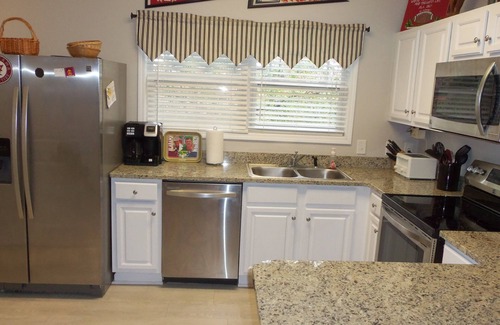Tuscaloosa Condo | PERFECT PLACE TO STAY FOR ANY ALABAMA VISIT!