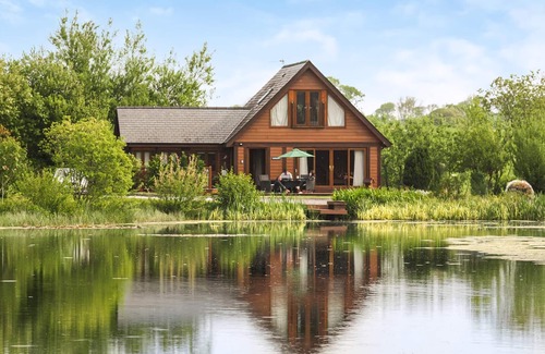 Menai Bridge Ski Chalet | Perfectly positioned with panoramic views of the lake.