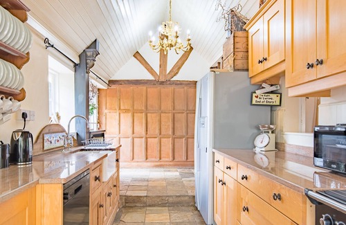 Westmarsh Other | Perry Farm by Bloom Stays - beautiful country farmhouse in quiet location sleeps 14