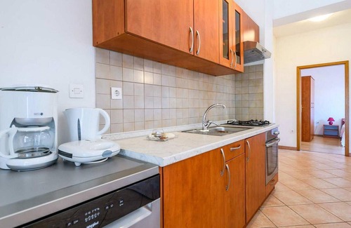 Roskici Apartment | Pet friendly apartment in Porec