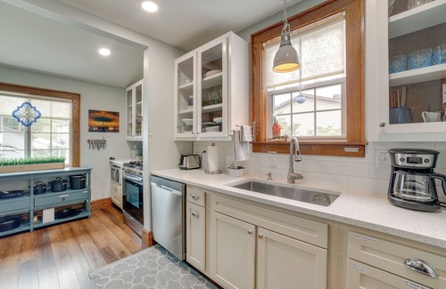 Morgantown House | Pet-Friendly ‘Murph Landing’ - 1 Mile to WVU!