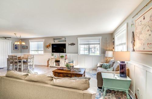 Westport House | Pet-Friendly Westport Vacation Rental with Hot Tub!