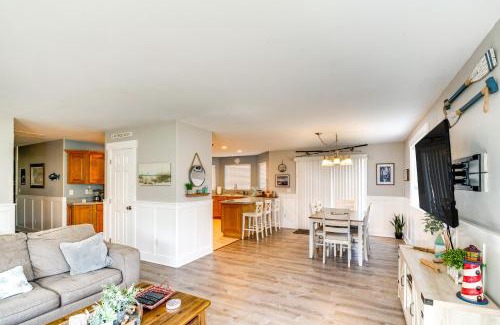 Westport House | Pet-Friendly Westport Vacation Rental with Hot Tub!