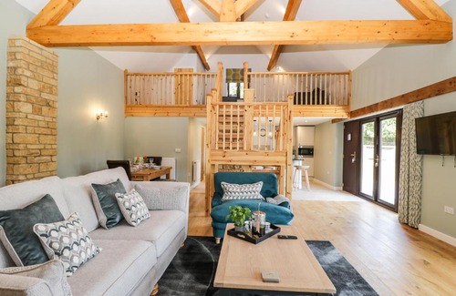 Bourton House | Petals Patch