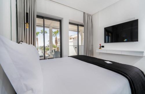 Swiss City Hotel | Petit Palace Suites Hotel