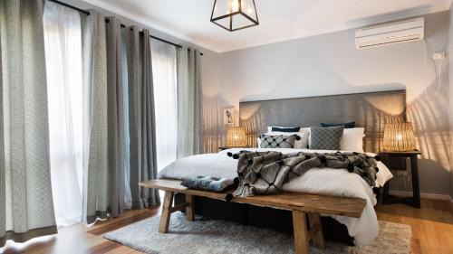 Hepburn House | Phoenix