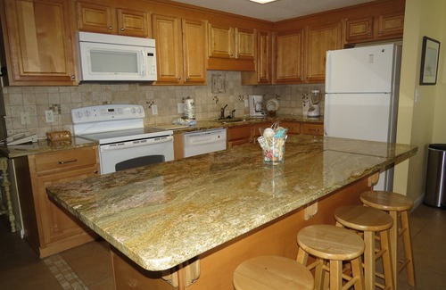 Orange Beach East Condo | Phoenix X 3 BR, Gulf Front, August 160 to 190, Fill the gap prices