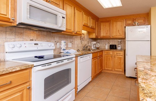 Orange Beach East Condo | Phoenix X 3 BR, Gulf Front, August 160 to 190, Fill the gap prices