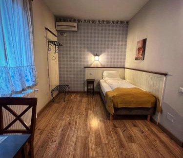 Bacau Hotel | Piazzetta Bacau