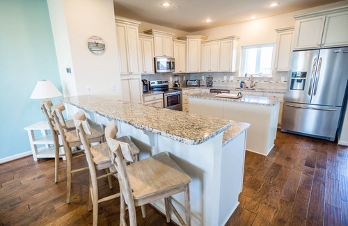 West Ocean City House | Picturesque Seaside Village Bay House
