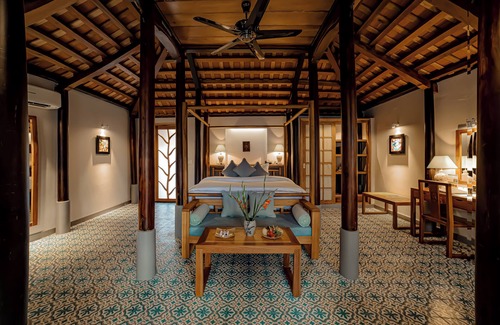 Thuy Xuan Hotel | Pilgrimage Village Hue