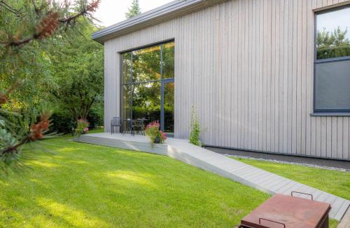 Zujunai Apartment | Pine house