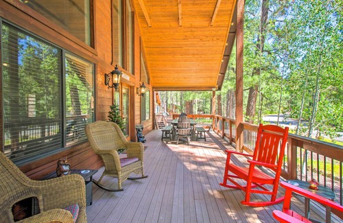Pinetop Cottage | Pinetop Retreat w/Fire Pit & Game Room!