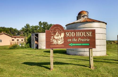 Sanborn House | Pioneer-Era Retreat in Sanborn with Museum Access