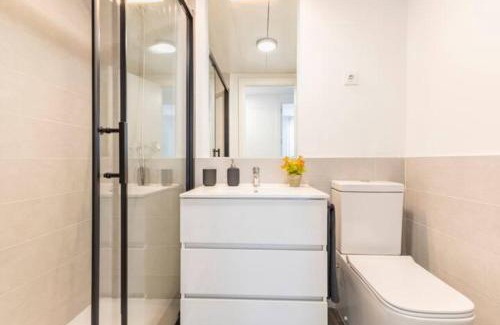 Vicalvaro Apartment | Piso climatizado y parking