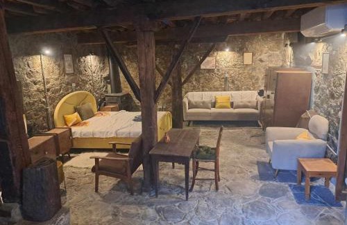 Askas House | PITHARIA