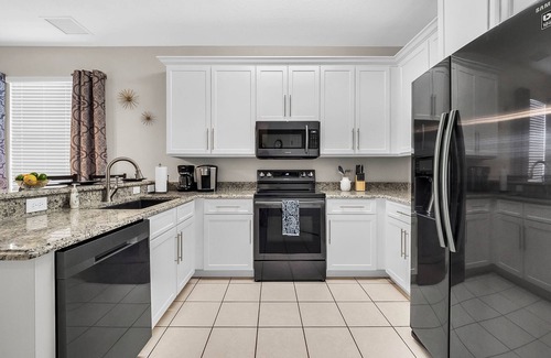 Haines City House | Platinum Rated Villa WITH MASSIVE UPGRADES: Theatre, Arcade, Star Wars