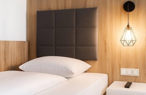 Ostend Hotel | Plaza Hotel & Living Frankfurt
