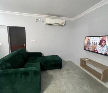 Surulere Apartment | Plot 100