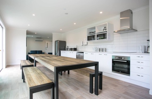Cambridge Hotel | Podium Lodge