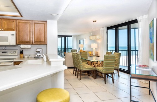 South Island Hotel | Pointe Estero Beach Resort