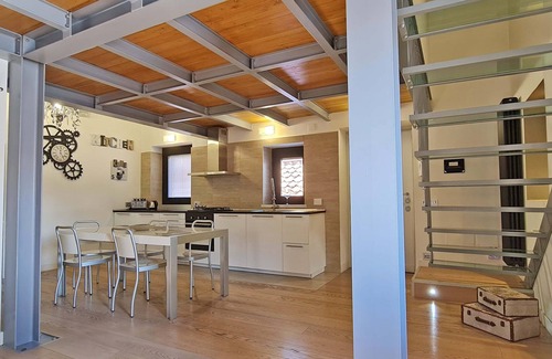 Tor di Quinto Apartment | Ponte Milvio Luxury House offers 5 STAR spaces, furnishings, services and comfort.