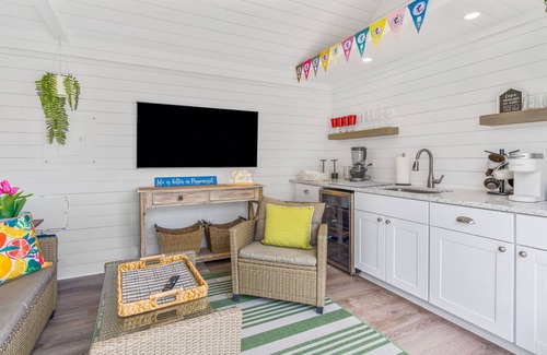 Popponesset House | Popponesset, Exclusive, 3-Bdrm, 4-Bths, Sleeps 6, pool, hot tub, firepit, & A/C